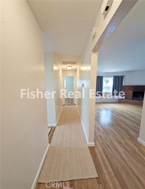 Building Photo - 877 Pearl Dr