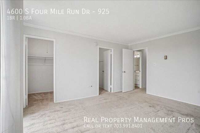 Building Photo - 4600 S Four Mile Run Dr