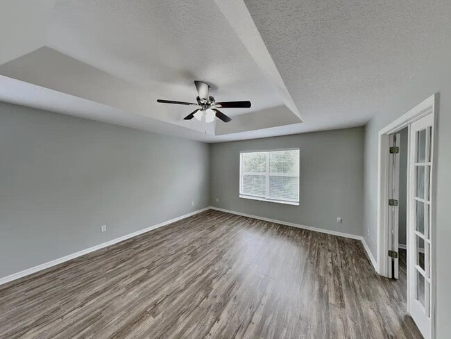 Building Photo - 5067 Hook Hollow Cir