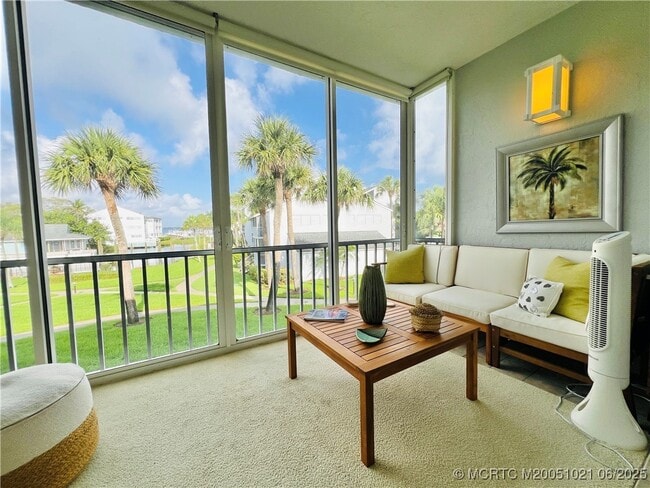 Building Photo - 1550 NE Ocean Blvd