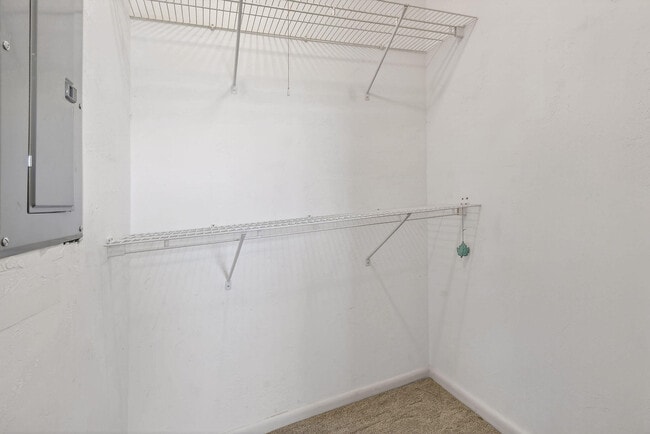 Building Photo - 3150 Meridian Way S