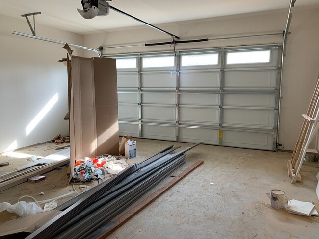 Building Photo - 668 E Street