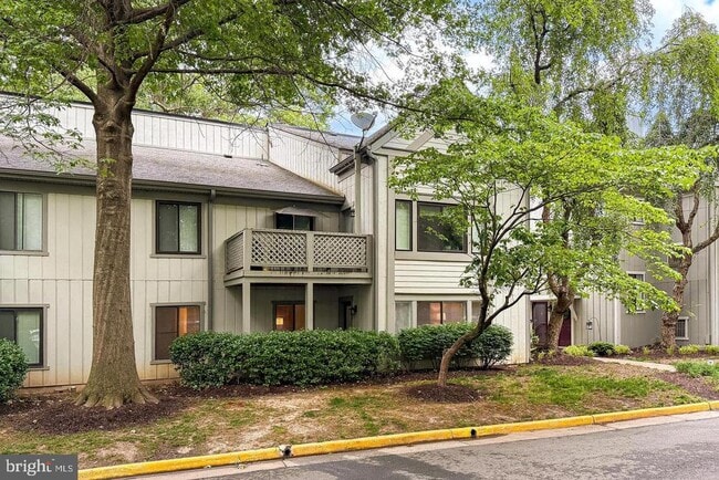 Building Photo - 2251 Hunters Run Dr