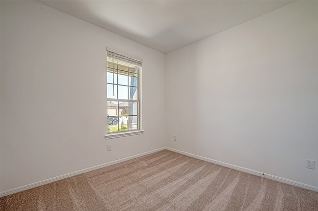 Building Photo - 7134 Glennwick Grv Ln