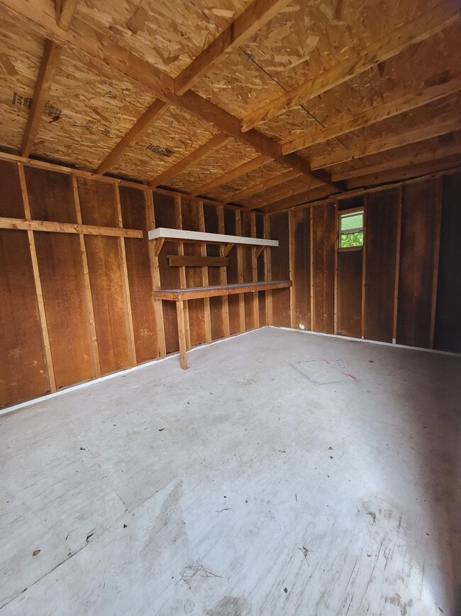 Building Photo - 1112 Williamson Dr
