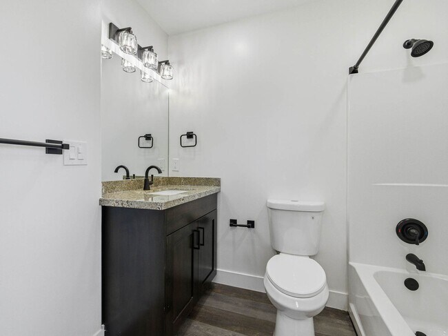 Building Photo - RES_O VAN DER WATT_14512