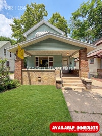 Building Photo - 747-7th St NW-