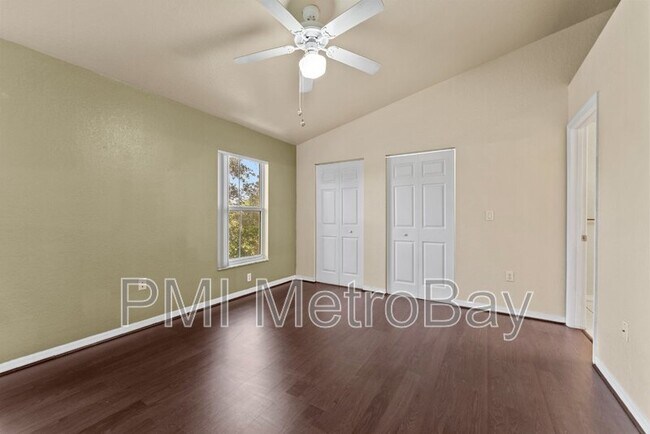 Building Photo - 5039 Sunridge Palms Dr