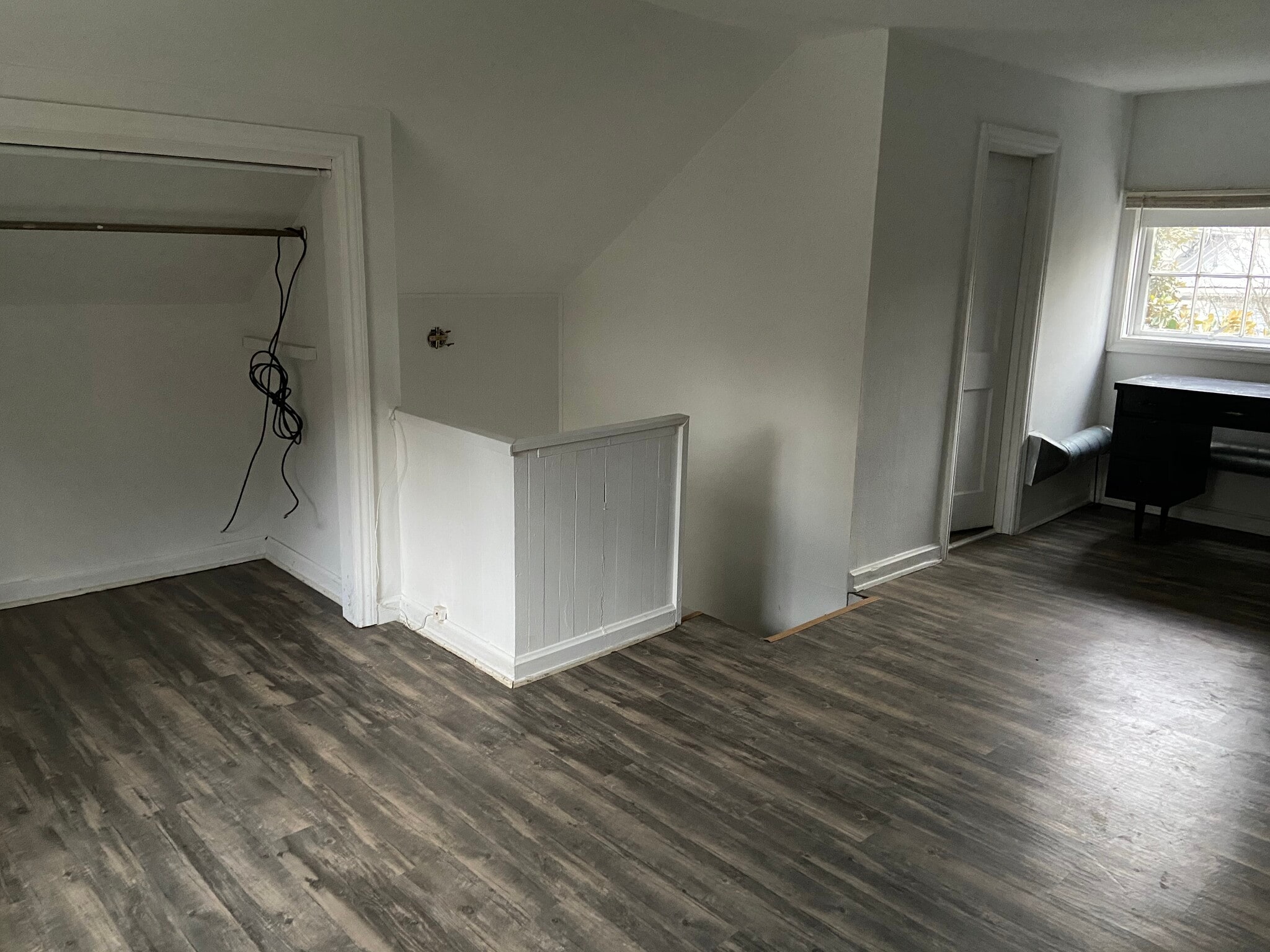 Building Photo - 146 E State St