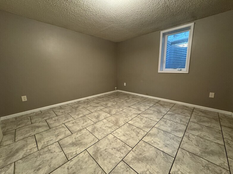 Basement - 312 N 4th St