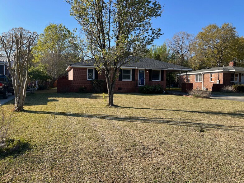 Primary Photo - 1236 Fort Dr