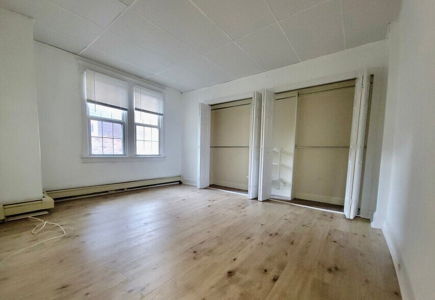 Building Photo - 1071 Tyson Ave