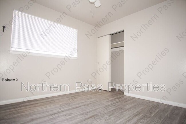 Building Photo - 2414 Silver