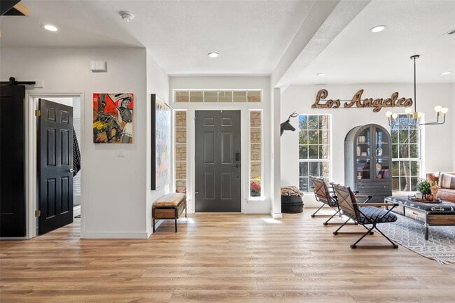 Building Photo - 310 Saddle Blanket Dr