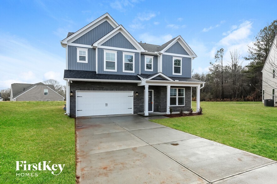 Building Photo - 1303 Eagledale Pl