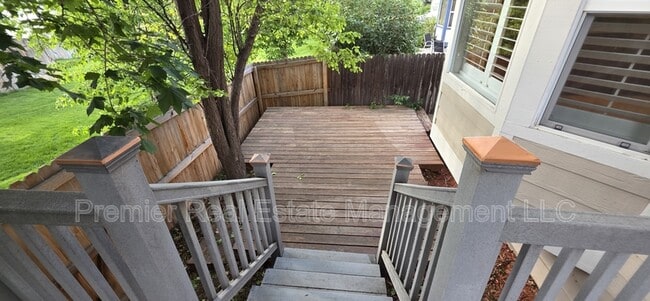 Building Photo - 572 W Jamison Pl