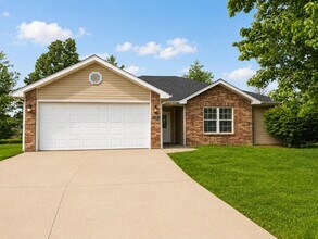 Building Photo - 1705 Citadel Dr