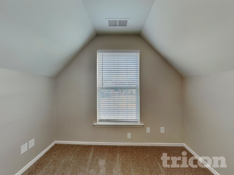 Building Photo - 12435 Shelly Pines Dr