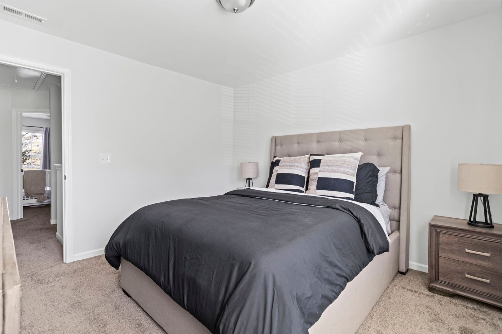 Building Photo - 193 Northwood St