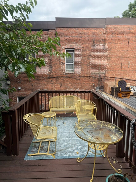 Building Photo - 726 F St NW