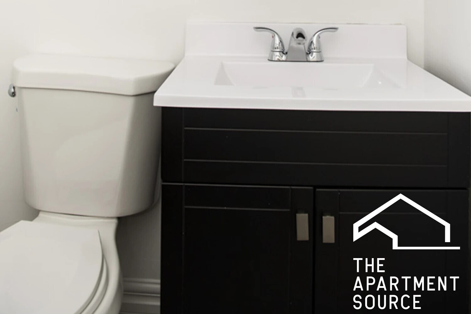 Building Photo - 1056 W Lill Ave