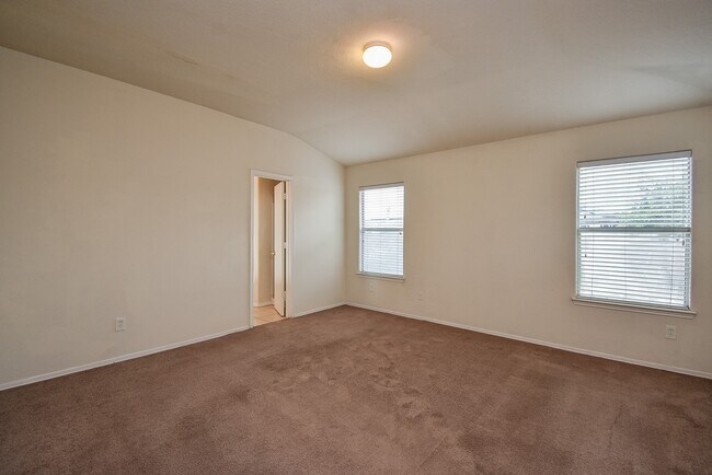 Building Photo - 18214 Olive Leaf Dr