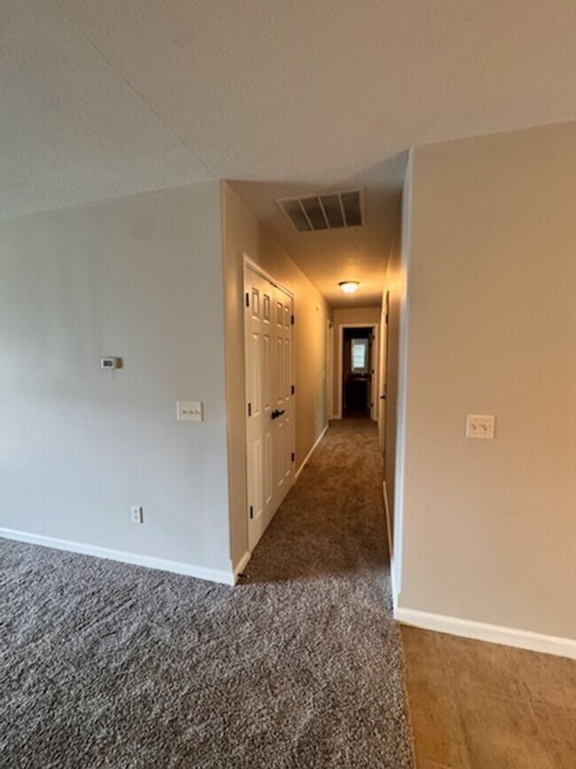 Building Photo - 7521 Haida Way