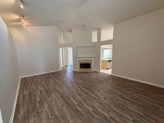 Building Photo - 12464 Castlemain Trail