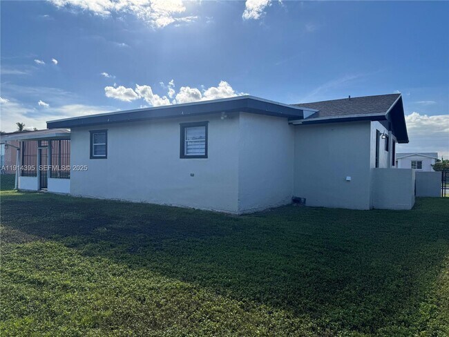 Building Photo - 22105 SW 113th Pl