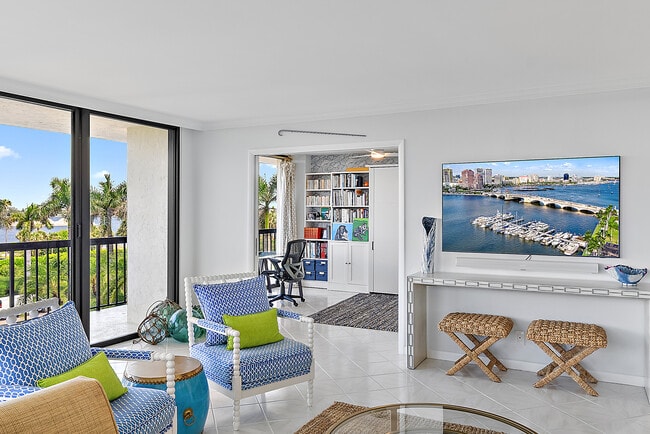Building Photo - 3390 S Ocean Blvd