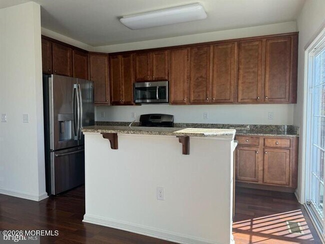 Building Photo - 109 Creekside Wy