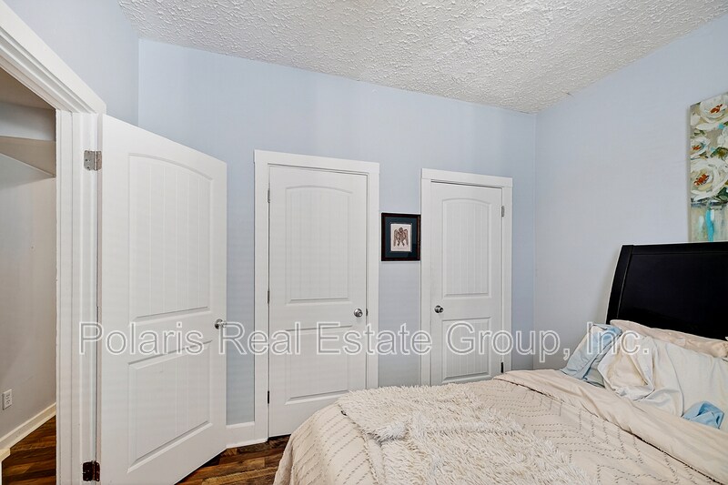 Building Photo - 1201 St Peter St