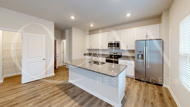 Building Photo - 223 Almaden St