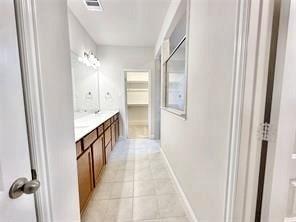 Building Photo - 2021 Meliana Dr