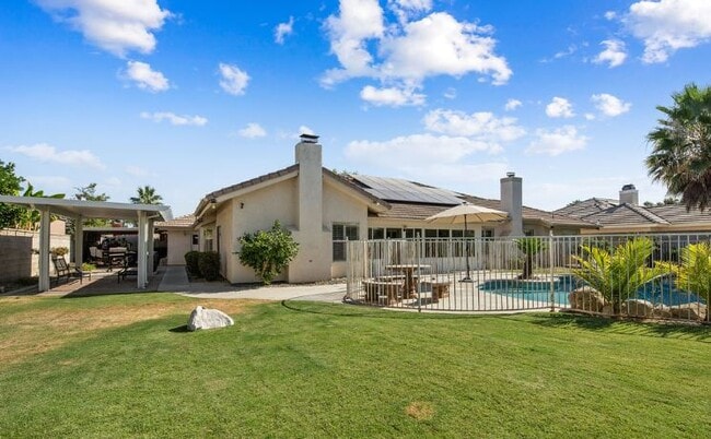 Building Photo - 13019 Queen Palm Ct