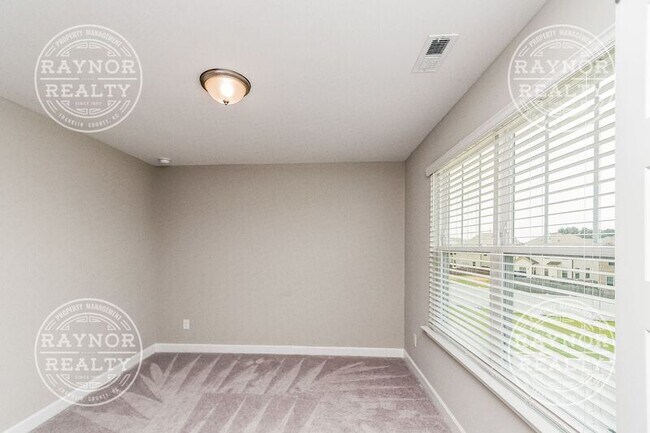 Building Photo - 545 Hawksbill Dr