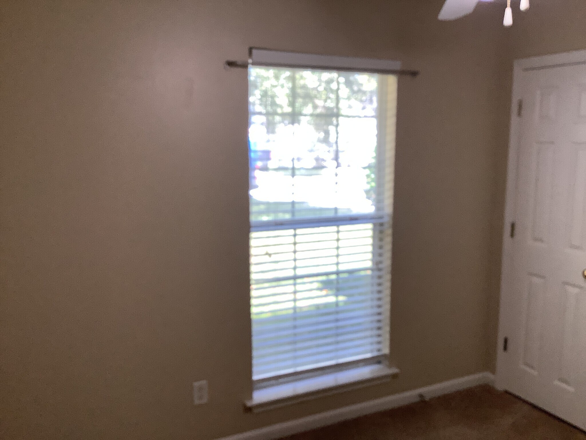 Building Photo - 432 Laurel Hill Cir