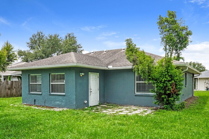 Building Photo - 5146 Old Ashwood Dr