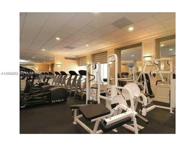 Building Photo - 5700 Collins Ave