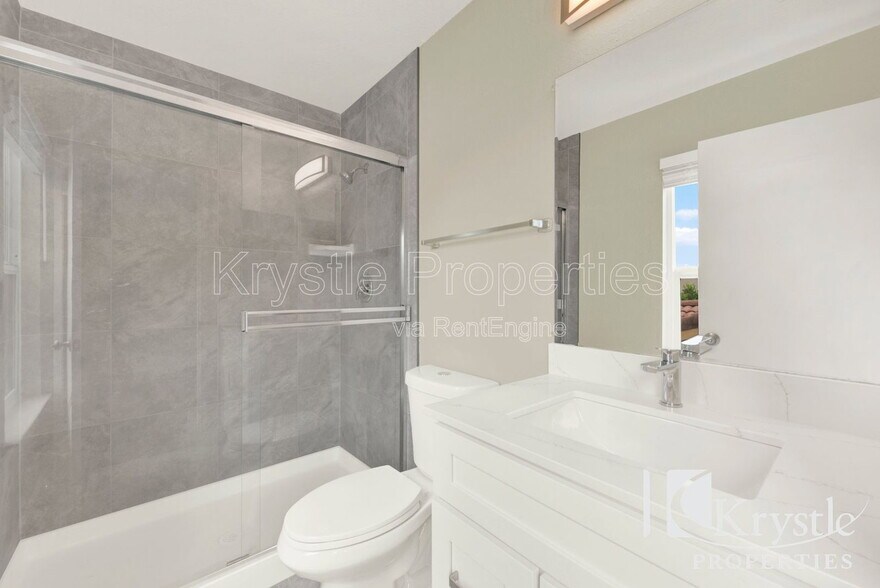 Building Photo - 407 Jordan St