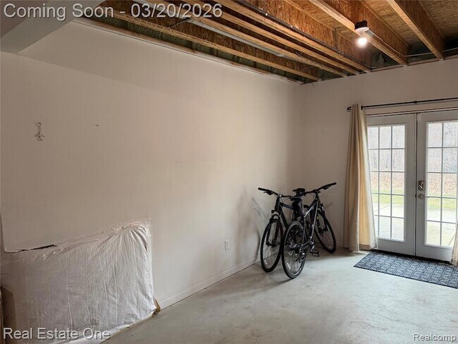 Building Photo - 58206 Sunflower Cir N