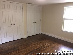 Building Photo - 10515 Hillbrook Dr
