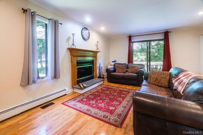 Building Photo - 64 Furnace Woods Rd