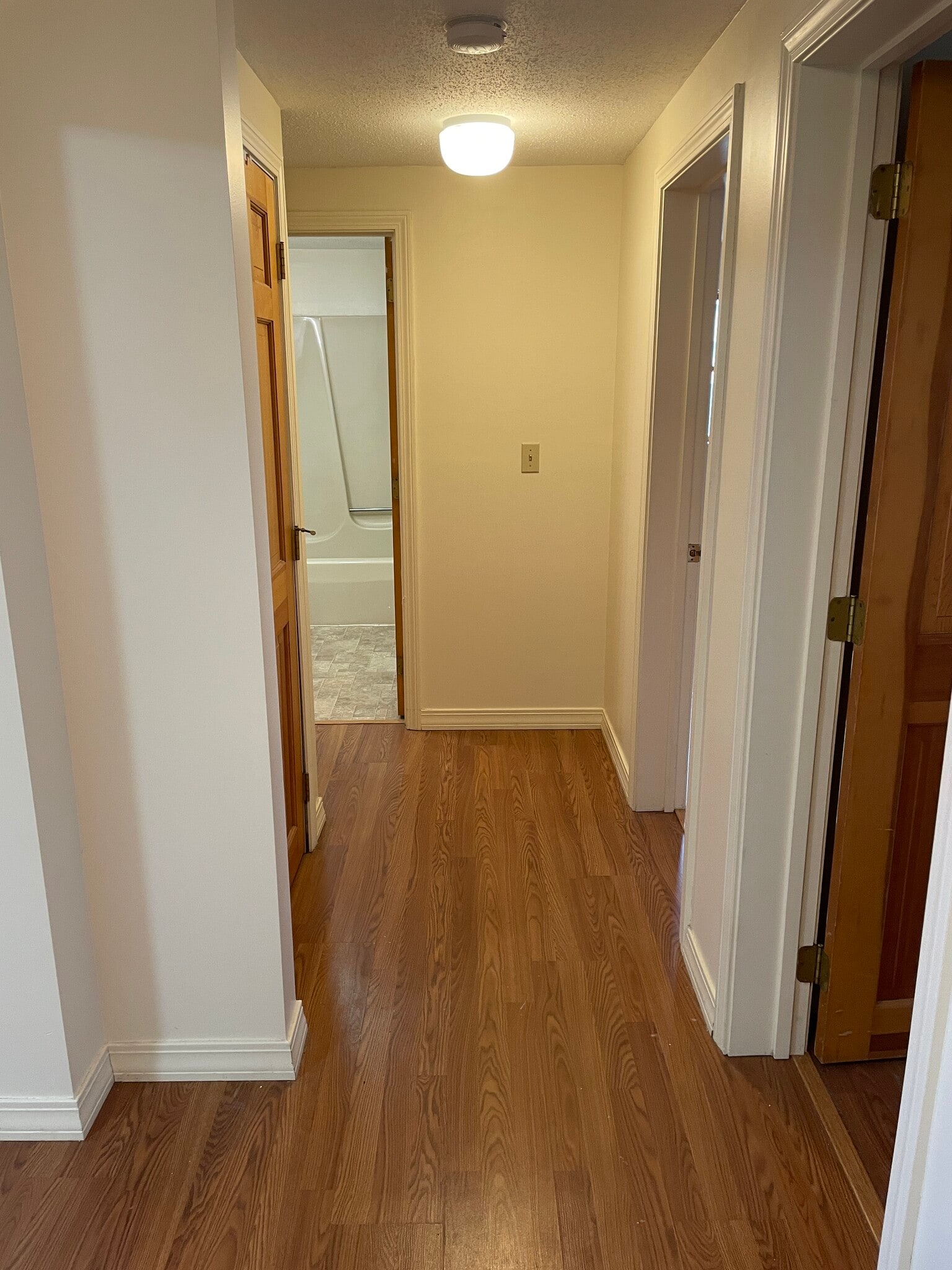 Building Photo - 834 State St