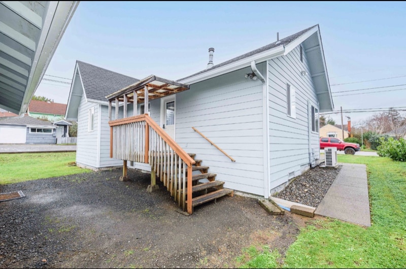 Building Photo - 3314 Sherman Ave