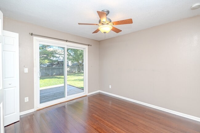 Building Photo - 507 4th St NW