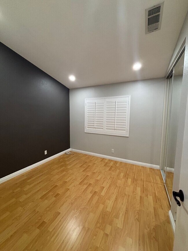 Building Photo - Beautiful Rancho Cucamonga 3 Bedroom/ 2 Bath Home