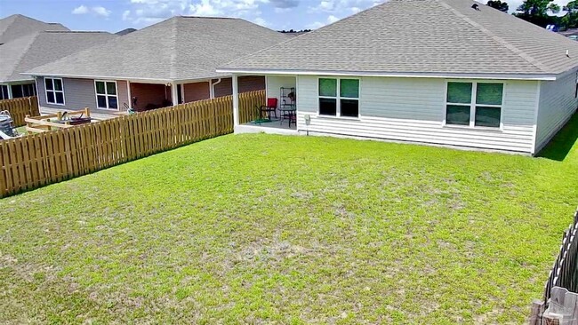 Building Photo - 5645 Guinevere Ln
