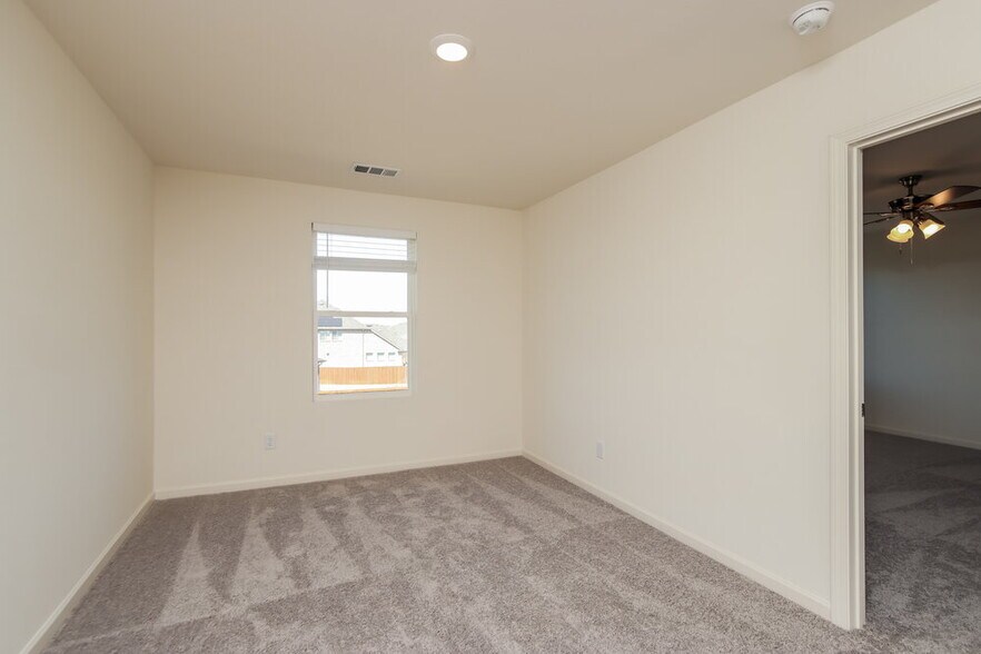 Building Photo - 1817 Pueblo St