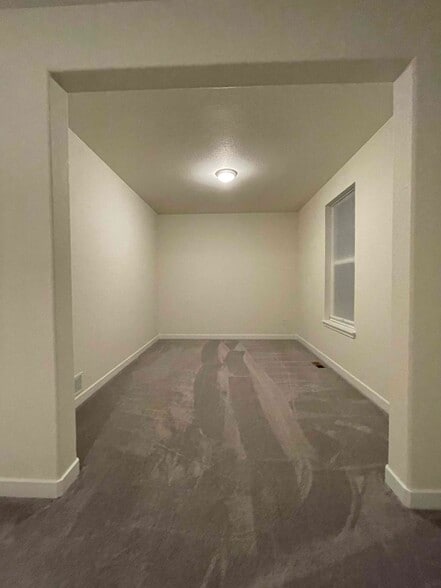 Building Photo - 8781 S Wenatchee Ct